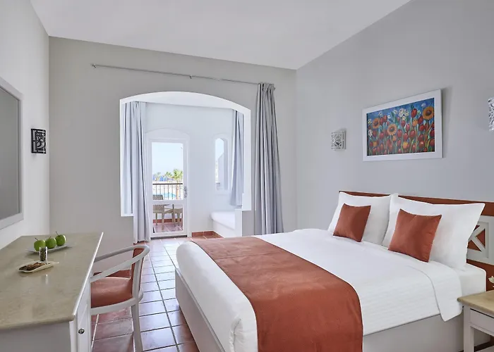 Jaz Neo Reef Marsa Resort Bucht von Coraya