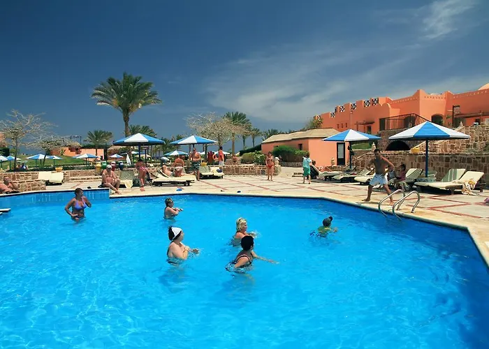 Jaz Neo Reef Marsa Resort 4*