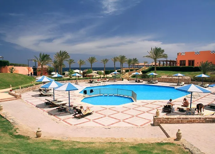 Jaz Neo Reef Marsa Resort 4*