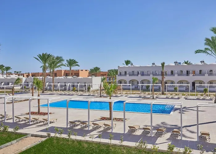 Jaz Neo Reef Marsa Resort 4*