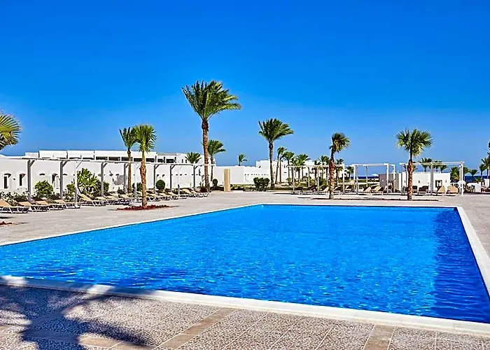 Jaz Neo Reef Marsa Resort 4*